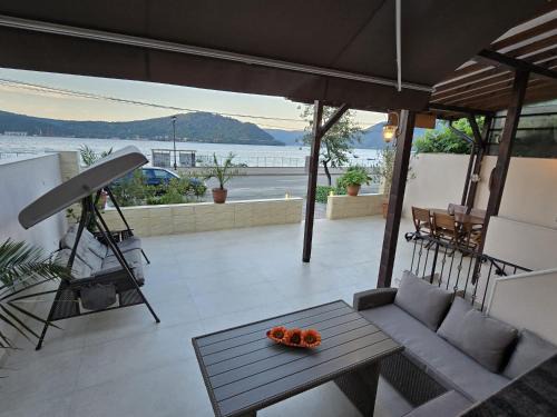 Orsova House | Casa Evelyn
