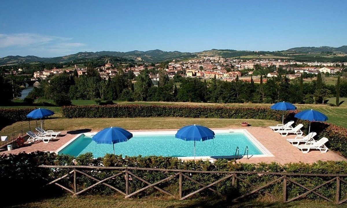 Umbertide House | Casa Gioele E: A welcoming apartment situated in a quiet location, a few minutes from the town center, with Free WI-FI.