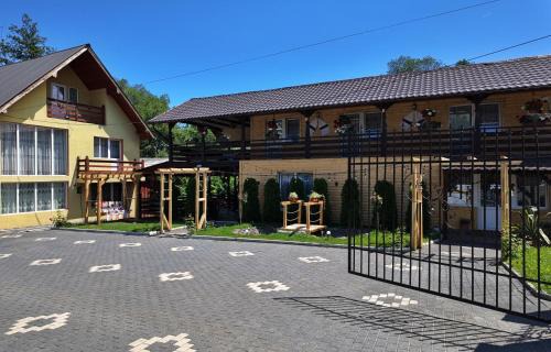 Calinesti House | Casa Grigor