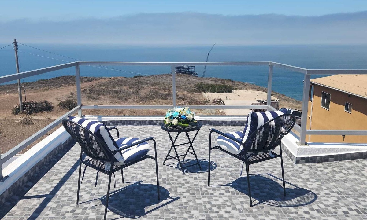 Rosarito Bed & Breakfast | Casa Grimaldo-Pacific Room