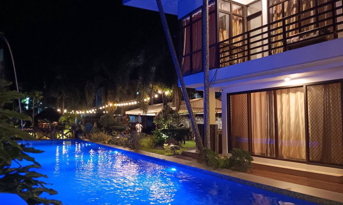 Baler House | Casa Herminia Baler