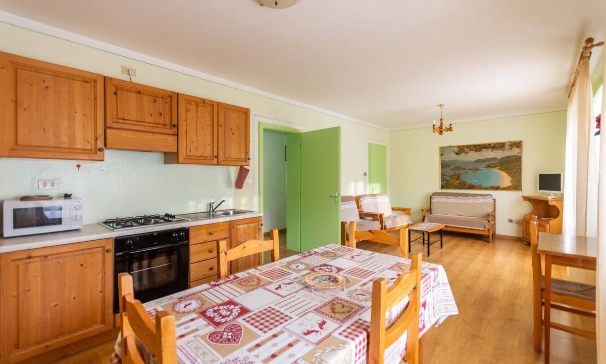 Pie Falcade Apartment | Casa Iris 2