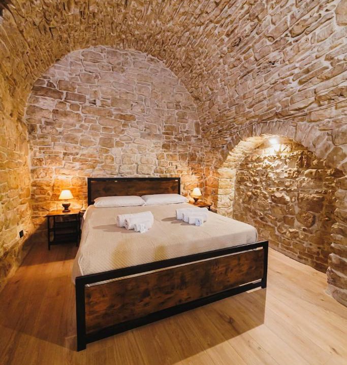 Bitetto Apartment | Casa Iside - Historic 14th-century Residence in the Hamlet