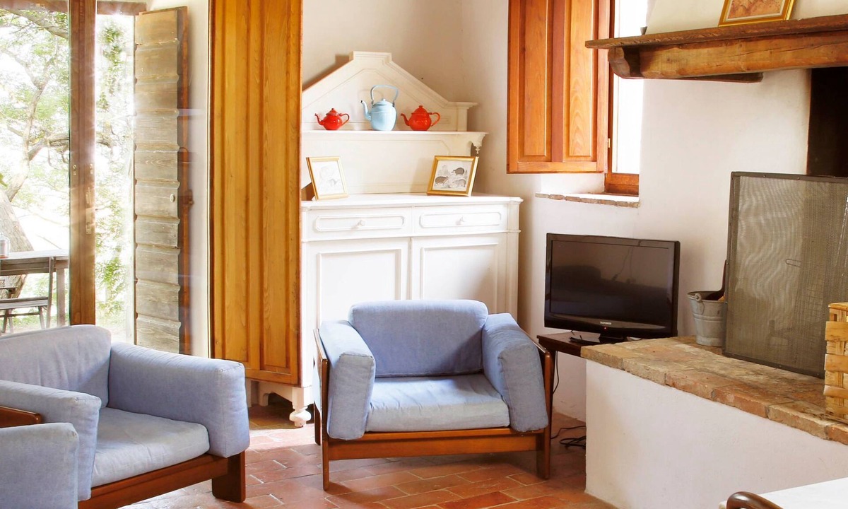 Gello House | Casa Il Sàrperi in Montecatini Val di Cecina by Interhome