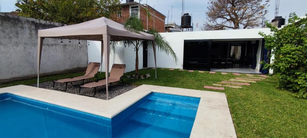 Temixco House | Casa Jardín Real