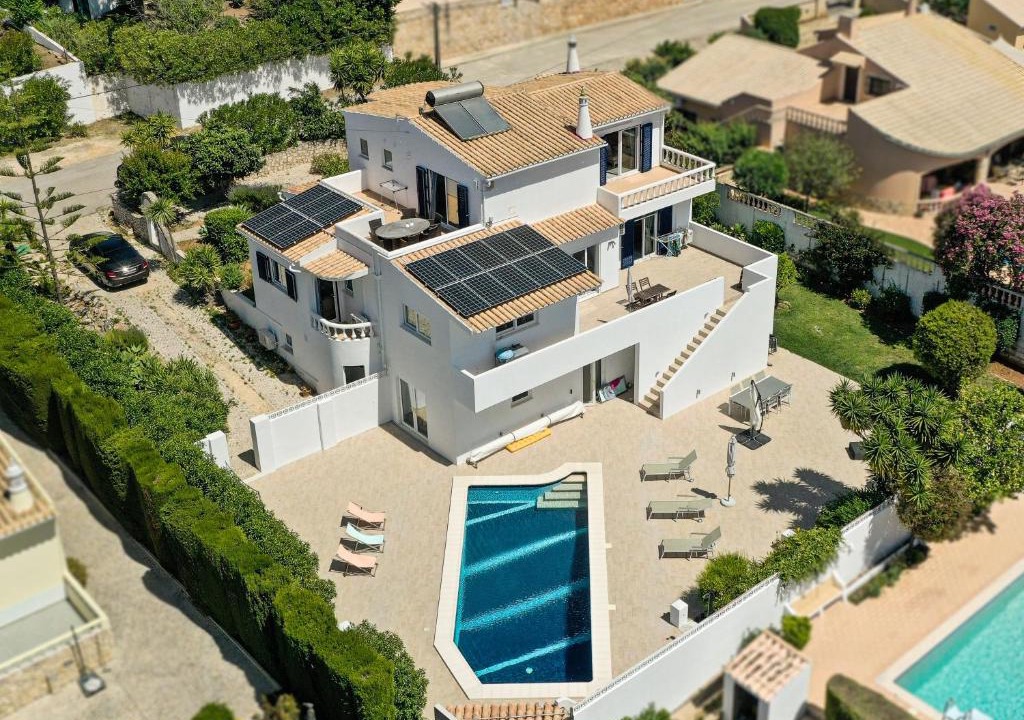Luz House | Casa Joanna