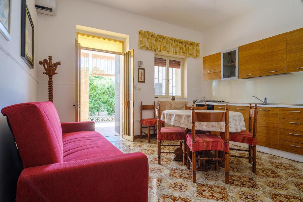 Torre Lapillo House | Casa La Torre