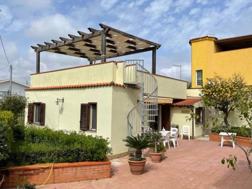 Carrozziere House | Casa Lime
