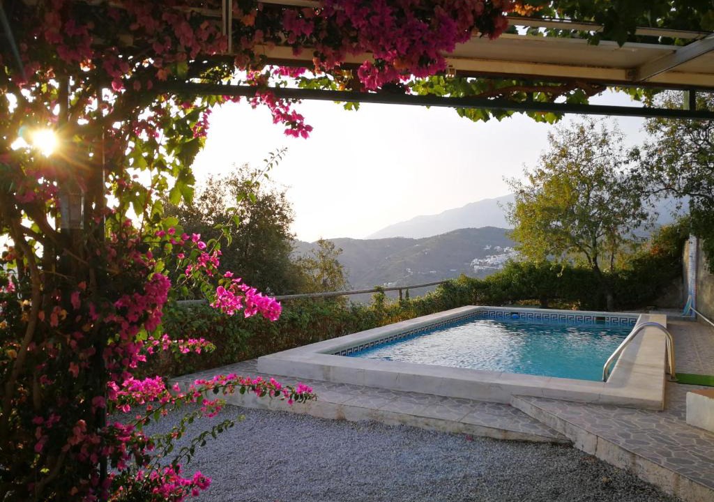 Sayalonga House | Casa Lola