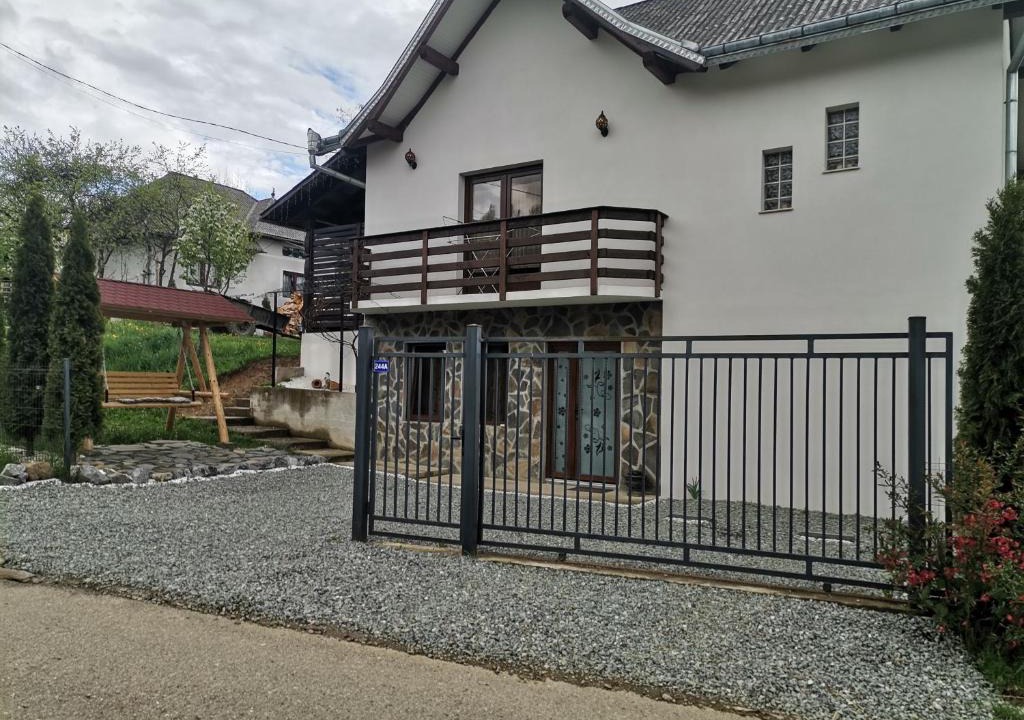 Moisei Apartment | Casa Lya