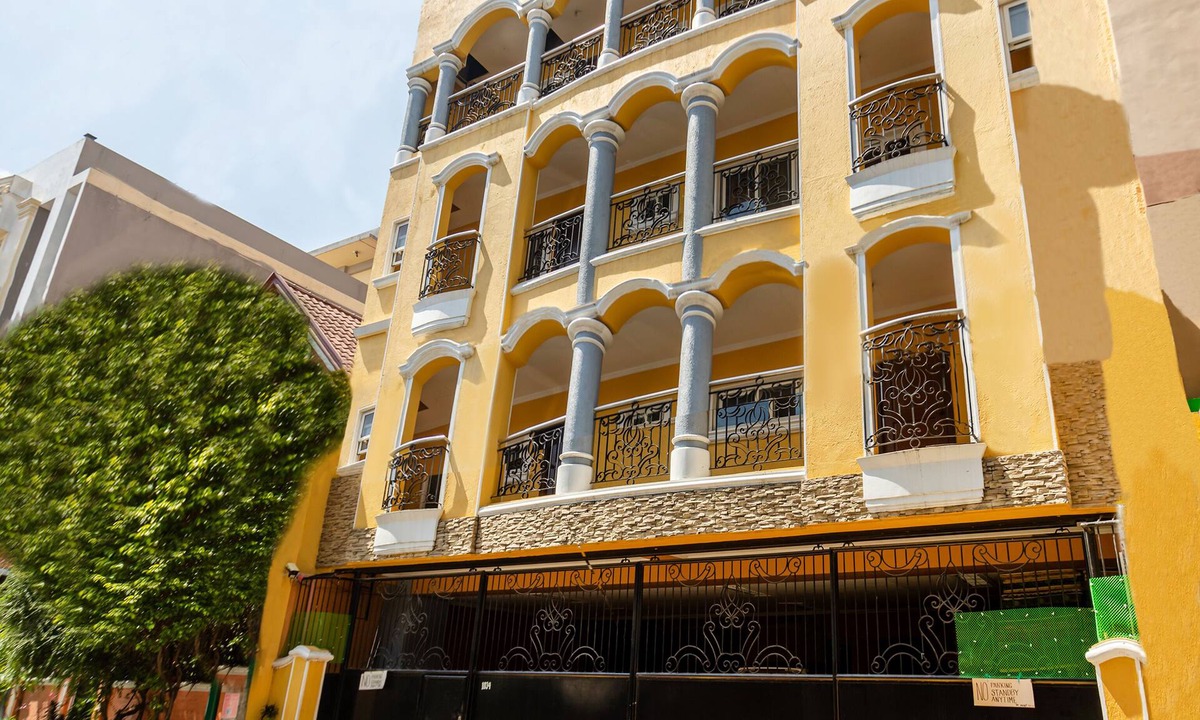 Baclaran Hotel | Casa Maria