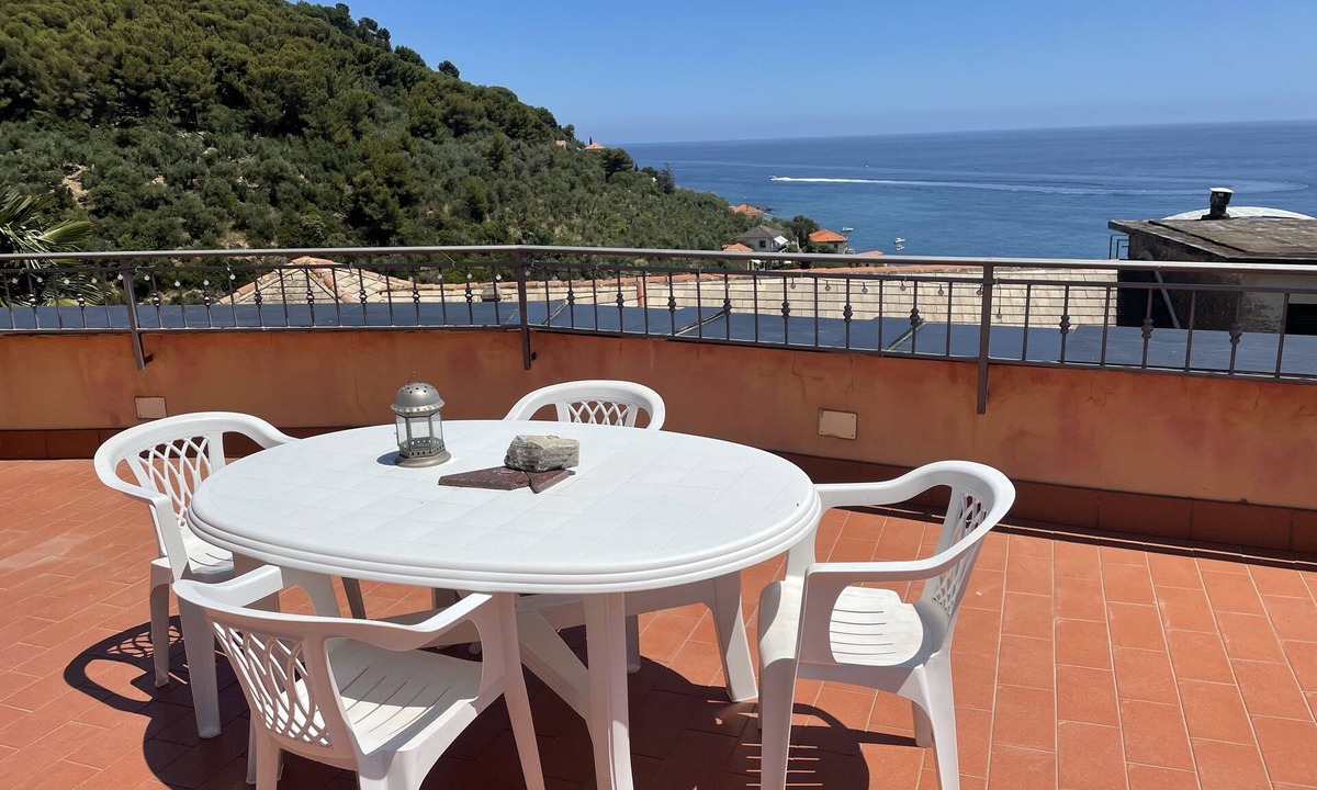 Cervo House | Casa Maria: terrace with a panoramic view, parking, available from July 4–11