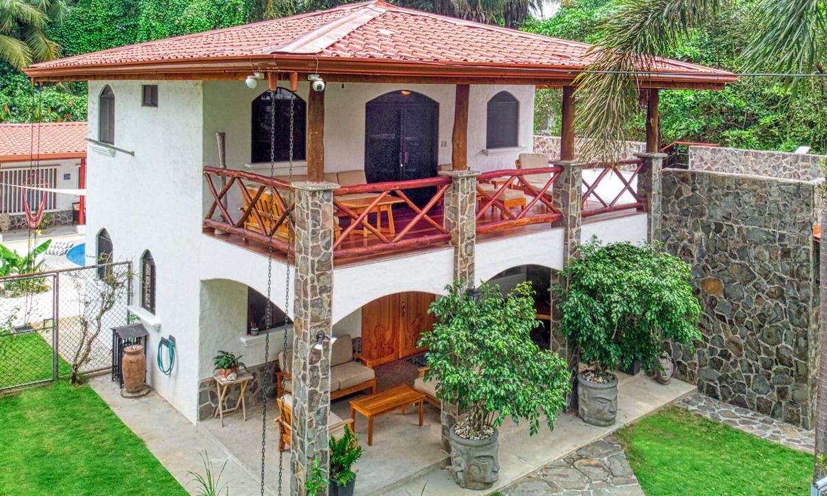 Esterillos Centro Villa | Casa Mariposa, Spanish-Style Beachfront Villa in Esterillos Centro