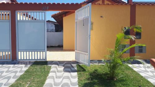 Mongagua House | Casa Martinez