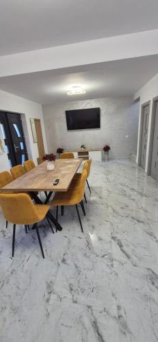 Gherla House | Casa Maxi