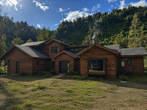 Llifen House | Casa Mayay