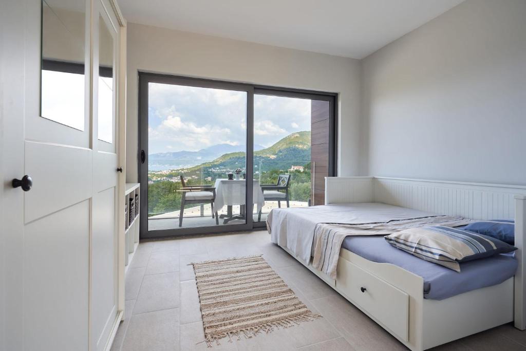 Kotor Apartment | Casa Montenegro studio swimming pool with amazing view