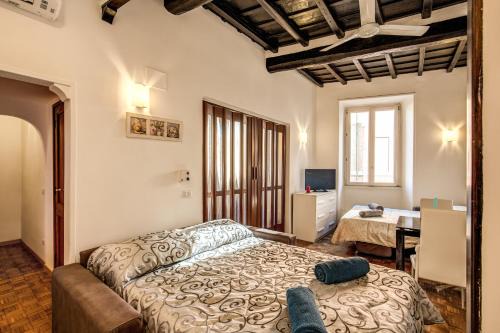 Rione VII Regola Apartment | Casa Monticelli