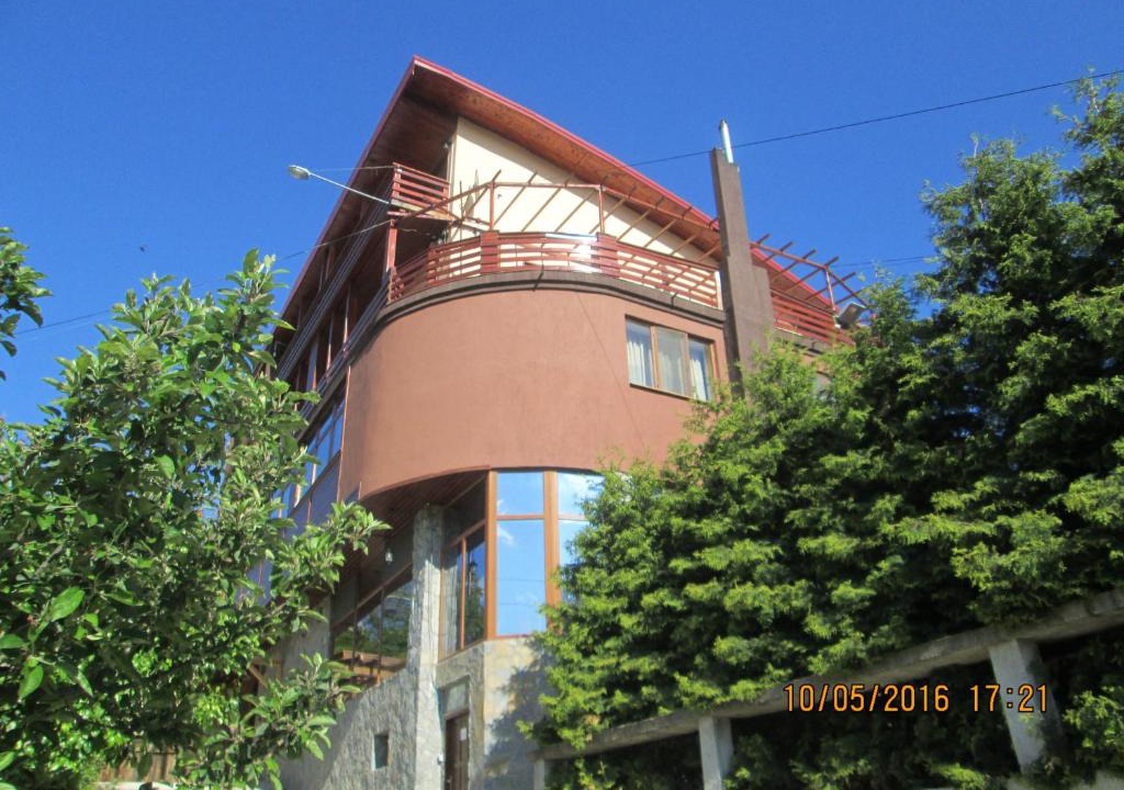 Moroeni House | Casa Moroeni