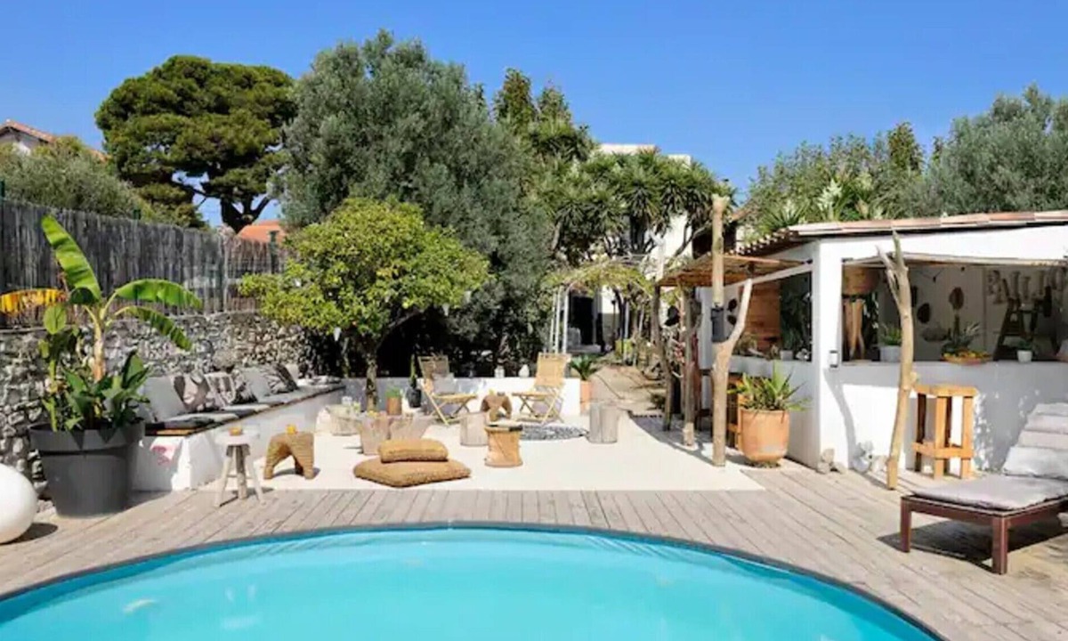 Saint-Henri House | Casa Moz Maison, Pool, Pétanque with Rooftop and Wi-Fi
