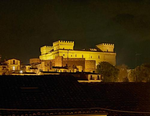 Celano House | Casa nel vicoletto