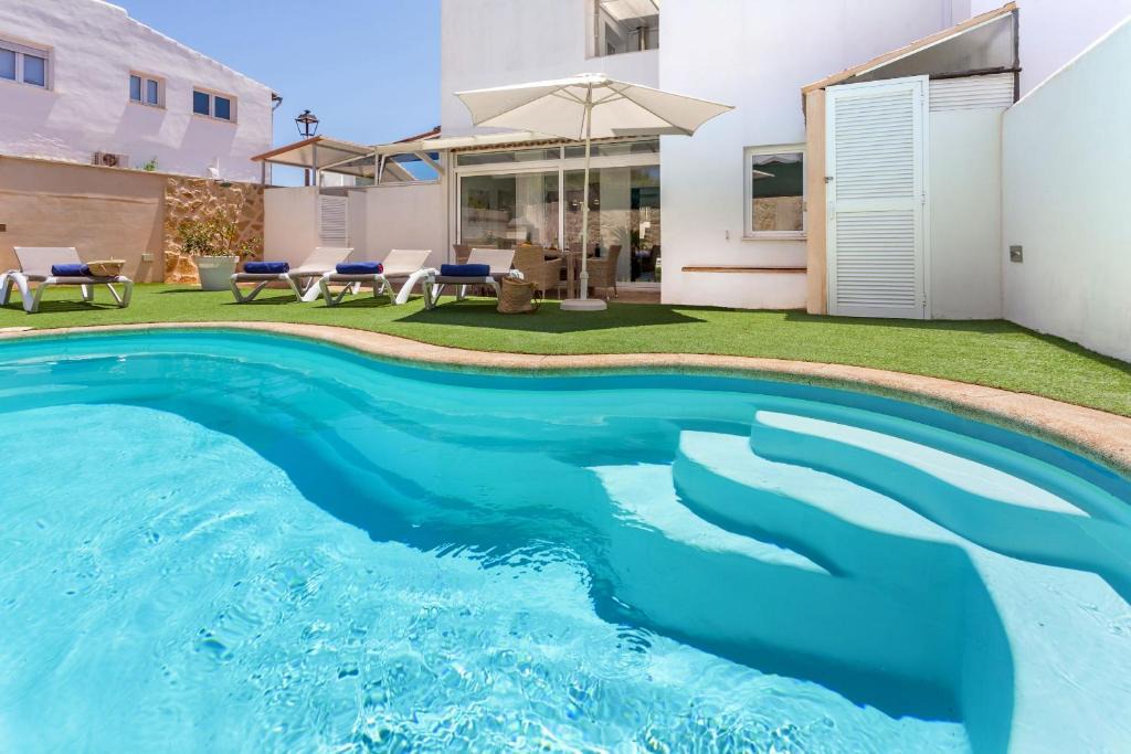 Cala d'Or Ski Chalet | Casa Nikydan