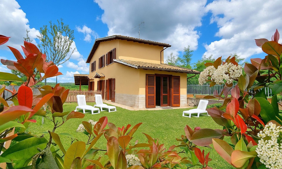 Castelraimondo Villa | Casa Padronale - Rustic Charm, Hiking and Pool