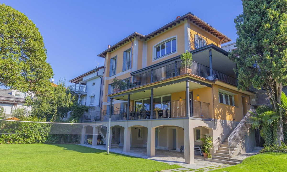 Verbania Villa | Casa Pallanza, villa directly on the lake equipped with every comfort