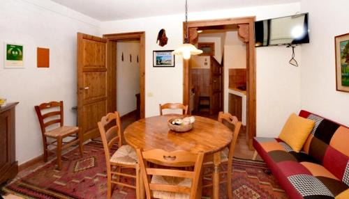 Buccheri House | Casa Perni