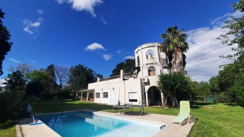Gualeguaychu House | Casa premium con piscina cerca del Country Golf Club