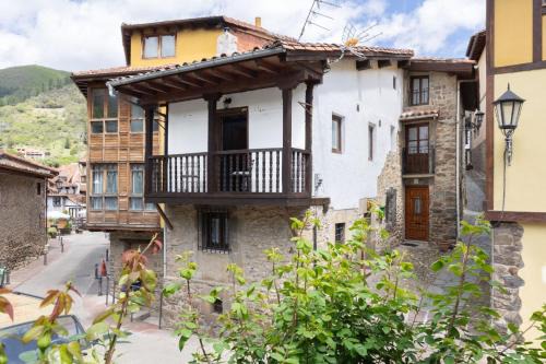 Potes House | Casa Raymonde