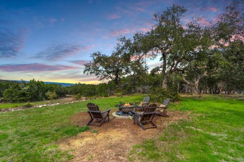 Wimberley House | Casa Robles- The Mockingbird