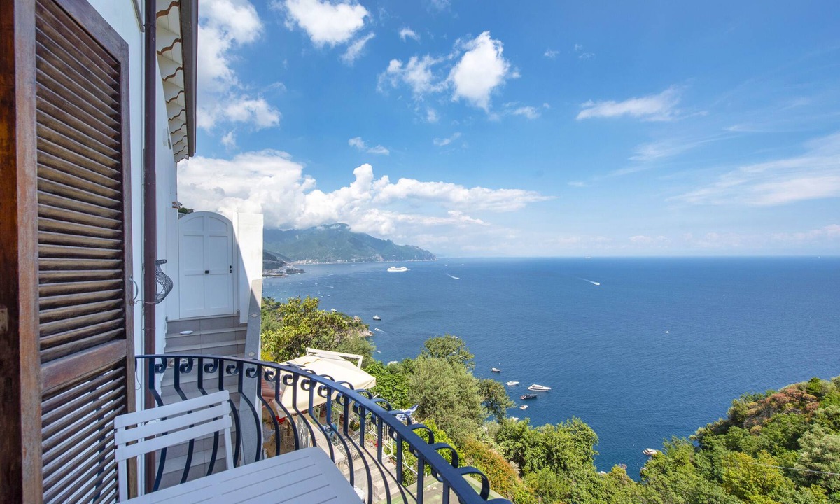 Conca dei Marini Apartment | Casa Rosaria: Your Balcony Over the Mediterranean