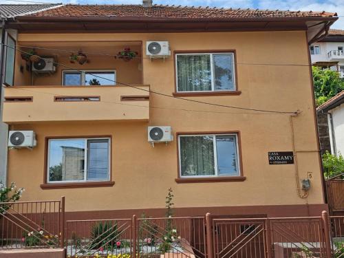 Orsova House | Casa RoxAmy