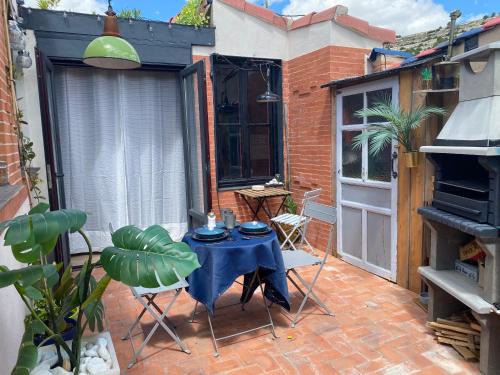Velliza House | Casa Rural Alfoz, -Tiny house- con patio privado y barbacoa