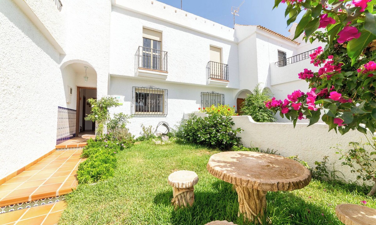 Nijar House | Casa Rural La Buganvilla: Mountain Views, Wi-Fi, and Air Conditioning