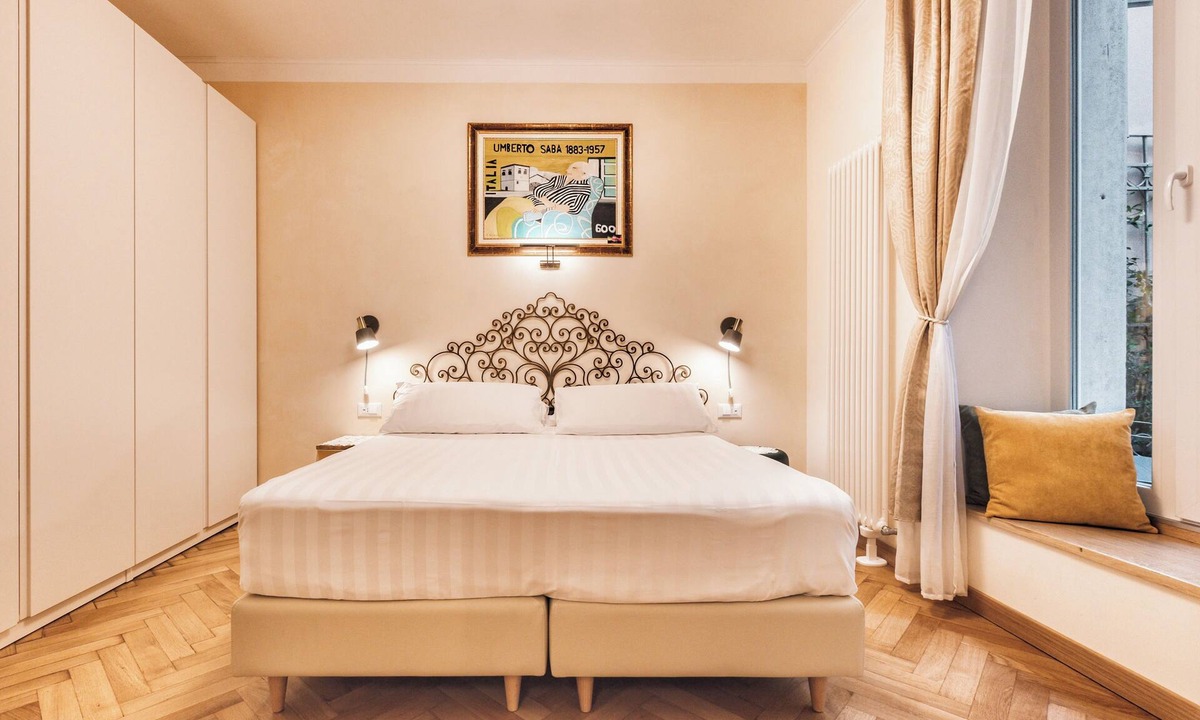 Trieste Old Town Apartment | Casa Saba Trieste Luxury Apartment with terrace