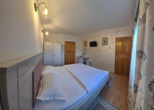 Vama House | Casa Sandina