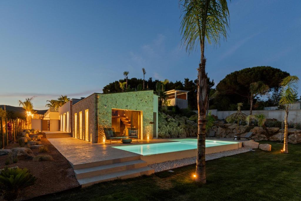Salemi Villa | Casa Suleima Design Indoor Wellness & InfinityPool