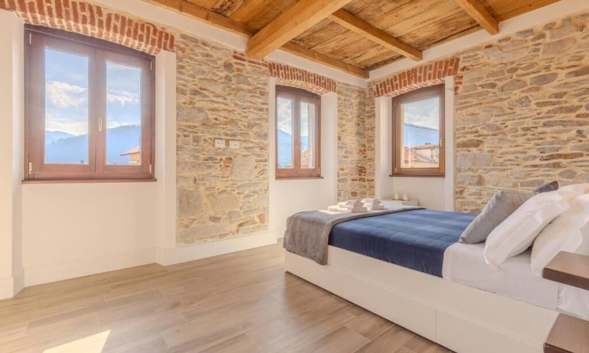 Pettenasco House | Casa Tabarini