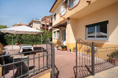 Santo Stefano al Mare House | Casa Thea