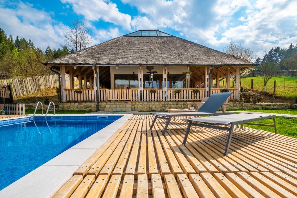 Dragosloveni Villa | Casa Thymus