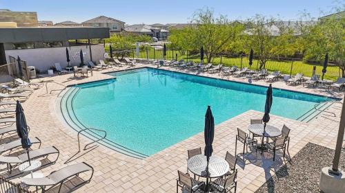 Desert Ridge House | Casa Tierra home