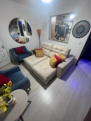 Braga House | CASA TRIPLEX completa em condomínio
