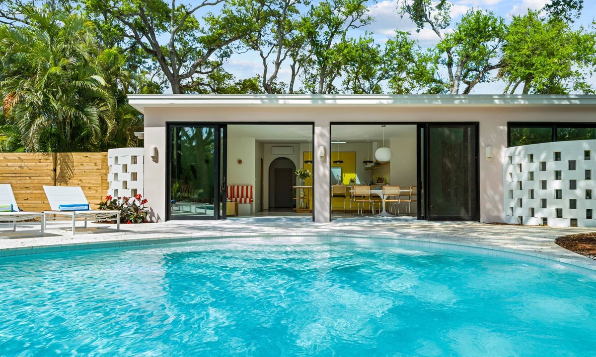 Central Beach House | Casa Tropicale