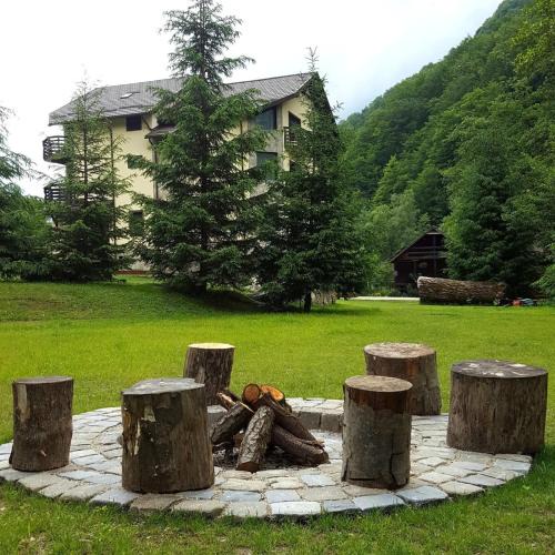Cornereva House | Casa Valea Cernei