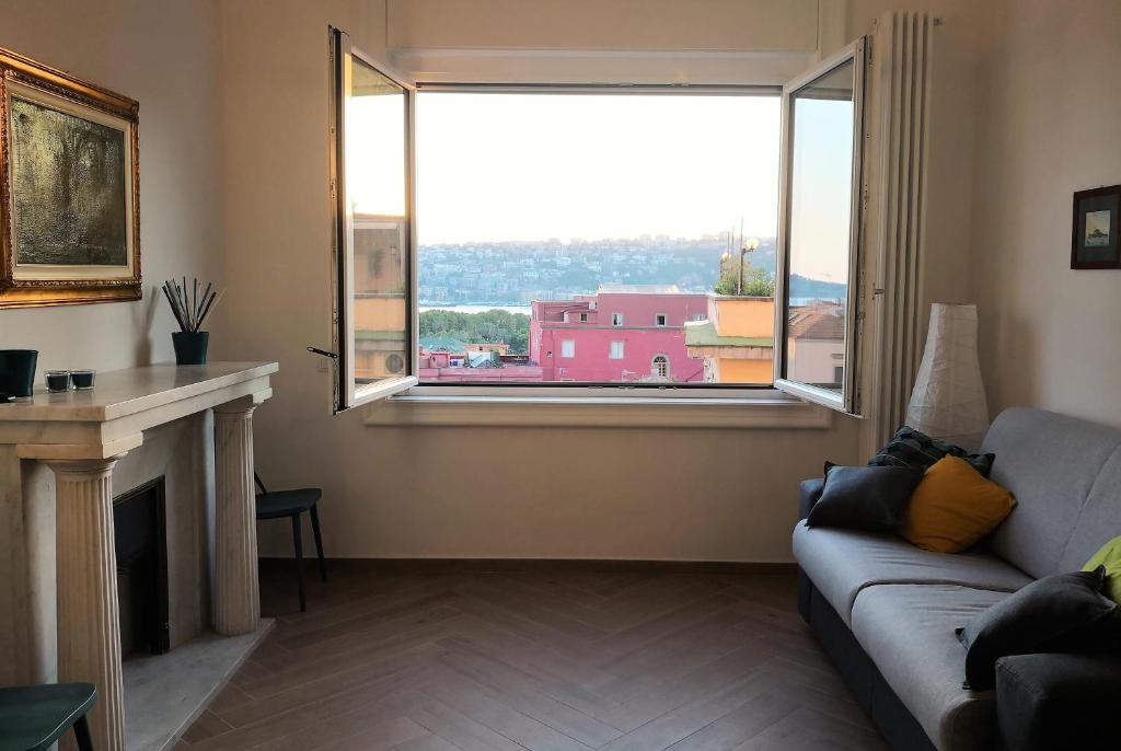 San Ferdinando Apartment | Casa Wenner 2 panorama su Chiaia