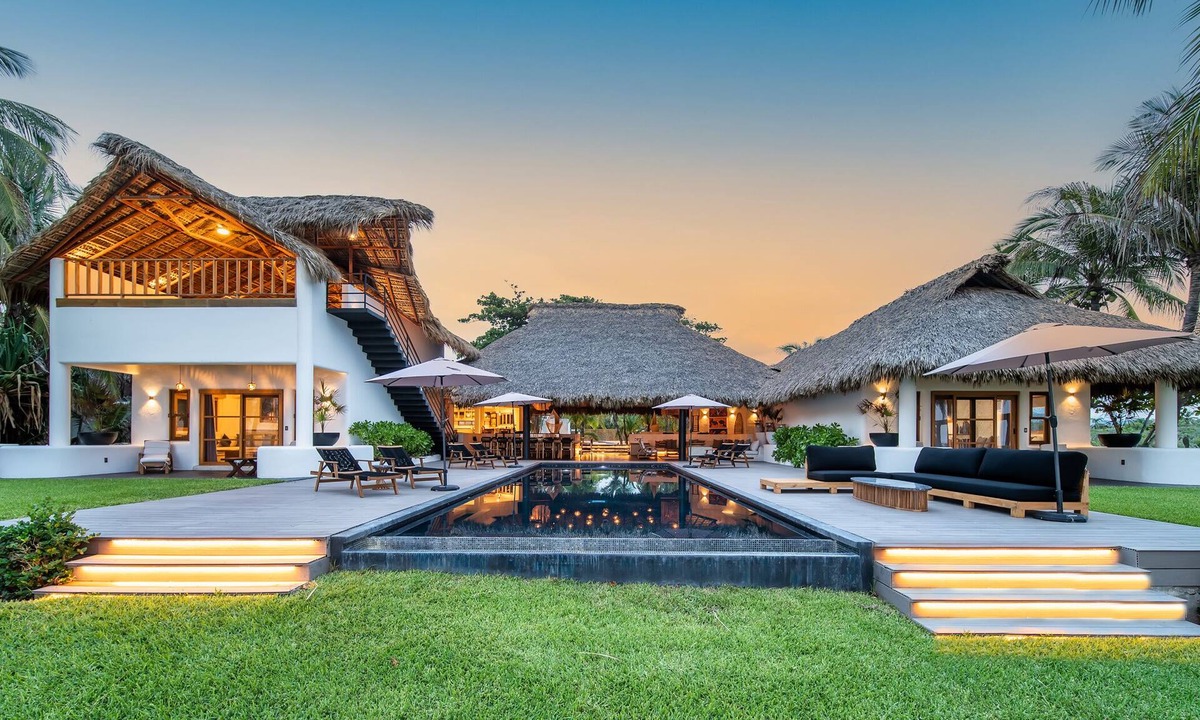 Barra de Colotepec Villa | Casa Zee Beachfront Villa Puerto Escondido