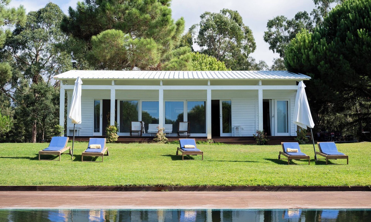 Castelo House | Casal do Frade
