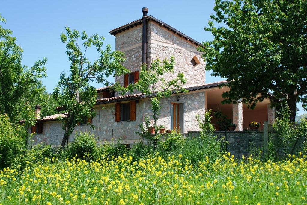 Casali di Serravalle Bed & Breakfast | Casale la Torretta